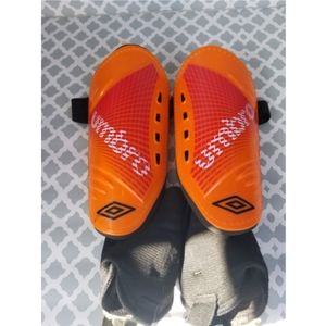 Umbro Soccer Shin Guards Boys or Girls